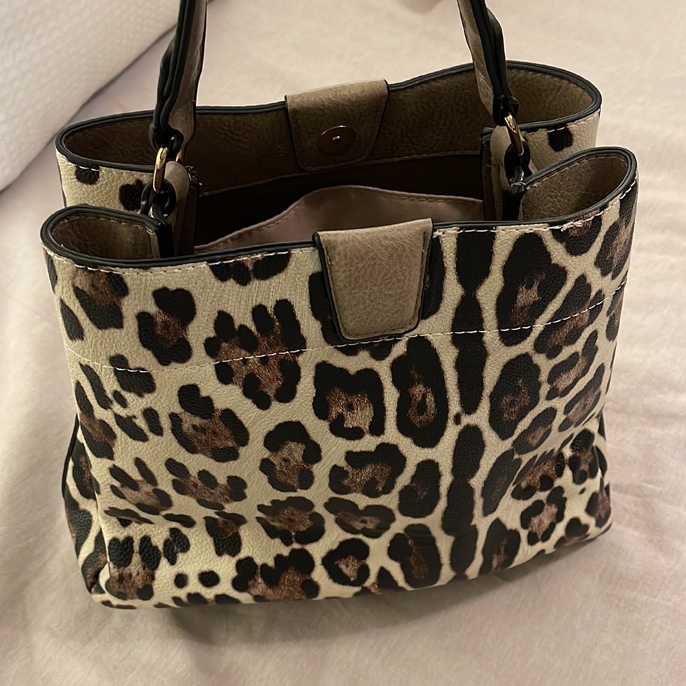 Purse - Picture 7 of 10